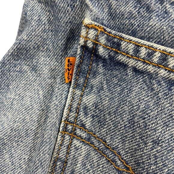 Levis 550 Relaxed Fit Jeans 40 x 32 (30) 100% Cotton (loose stitch on pocket) - Picture 4 of 10